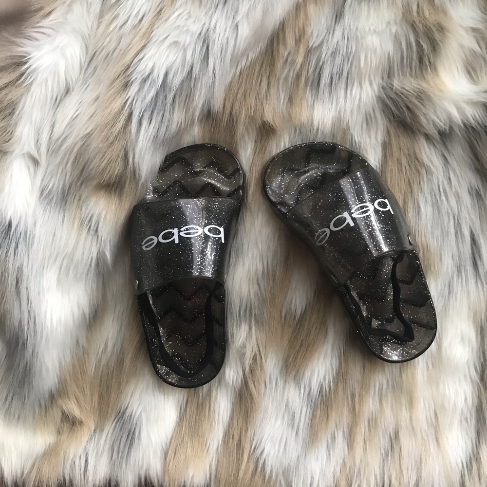 Little girl black jelly  “bebe” slides